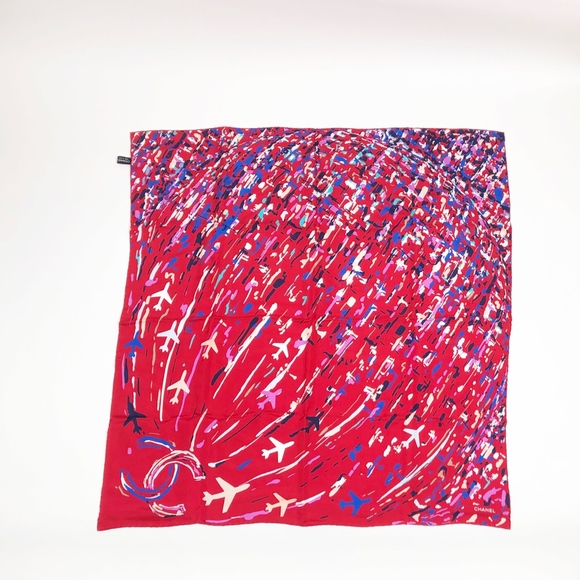 NWOT Chanel 100% Authentic Square Scarf - Picture 5 of 7